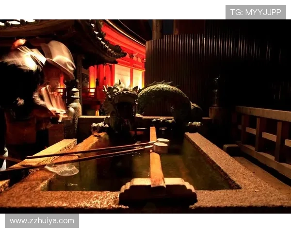 夜宿少林古寺探秘达摩洞修炼十三拳 夜宿少林古寺探秘达摩洞修炼十三拳